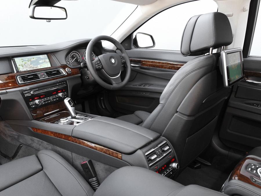  BMW 750i 2012 года  (AU) (фото 15 из 15)